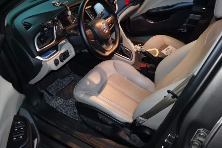 Used Buick GT 2017 18T Dual-Clutch Elite Model Driver Seat