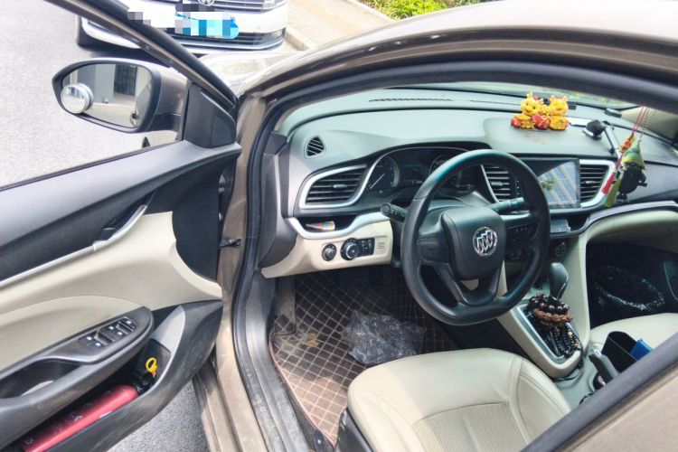 Used Buick GT 2017 18T Dual-Clutch Elite Model Driver Seat