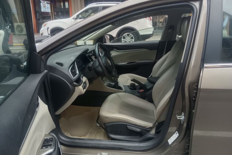 Used Buick GT 2017 15N Manual Elite Version Driver Seat
