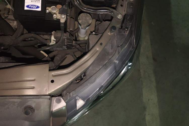 Used Buick GT 2017 15N Automatic Deluxe Edition Engine Bay Left