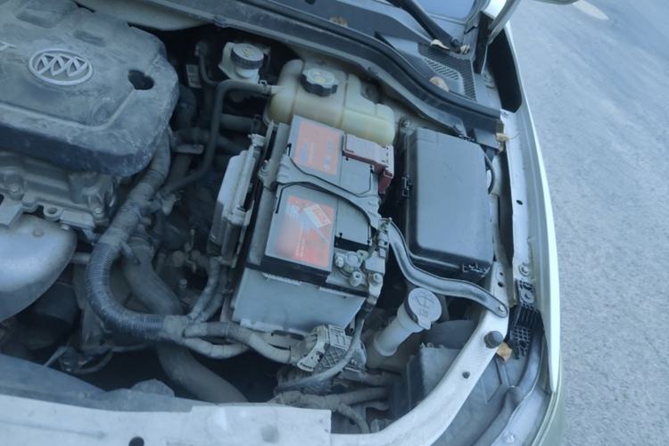 Used Buick GT 2017 15N Manual Elite Version Engine Bay Left