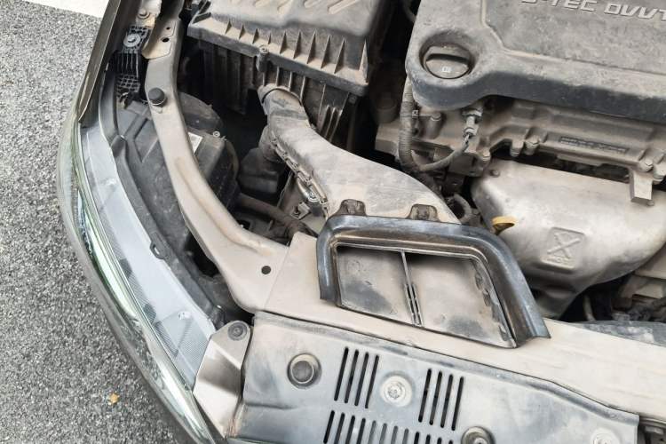 Used Buick GT 2017 15N Automatic Elite Version Engine Bay Right