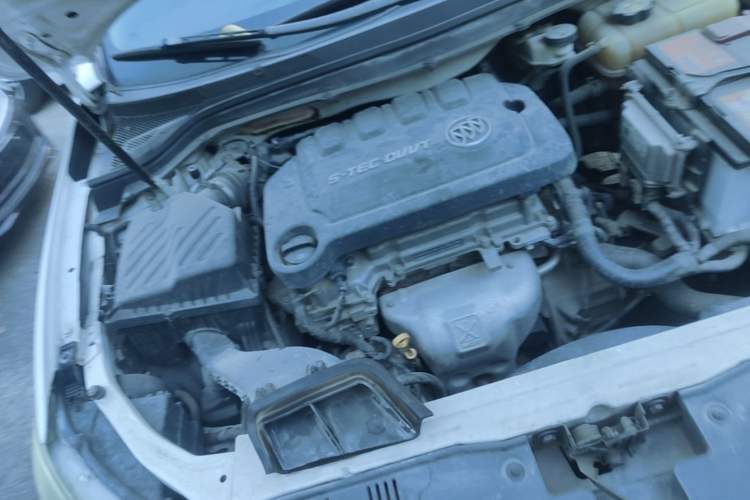 Used Buick GT 2017 15N Manual Elite Version Engine Bay Right