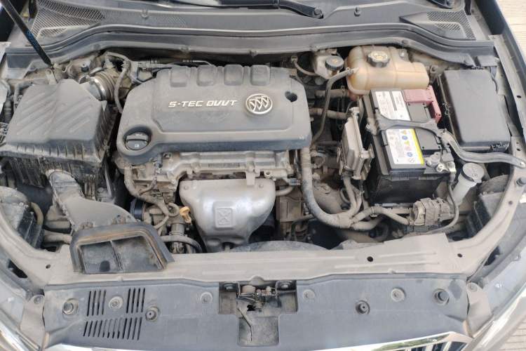 Used Buick GT 2017 15N Automatic Entry-Level Trim Engine Bay