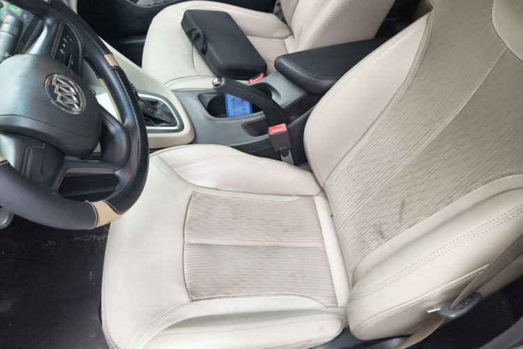 Used Buick GT 2017 15N Automatic Elite Version Left Front Seat