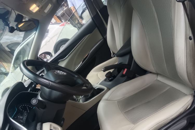 Used Buick GT 2017 15N Manual Elite Version Left Front Seat
