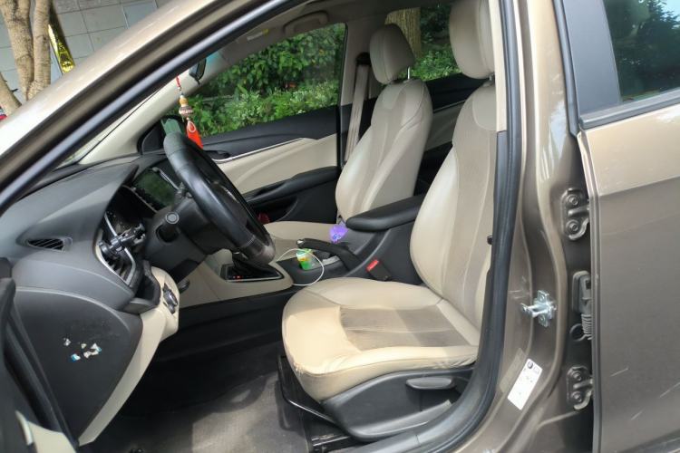 Used Buick GT 2017 15N Automatic Elite Version Left Front Seat