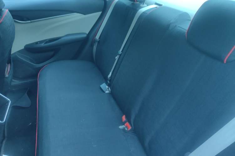 Used Buick GT 2017 15N Manual Elite Version Left Rear Seat