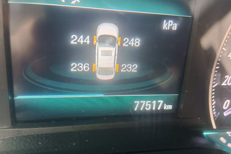 Used Buick GT 2017 15N Manual Elite Version Odometer Close Up