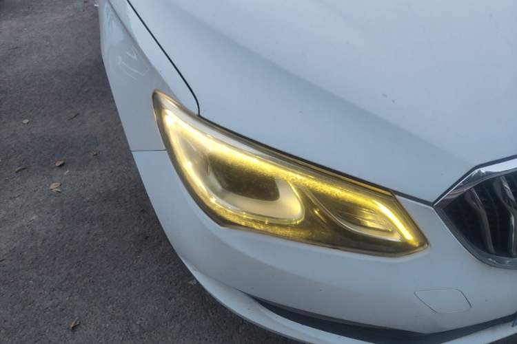 Used Buick GT 2017 15N Manual Elite Version Right Front Headlight