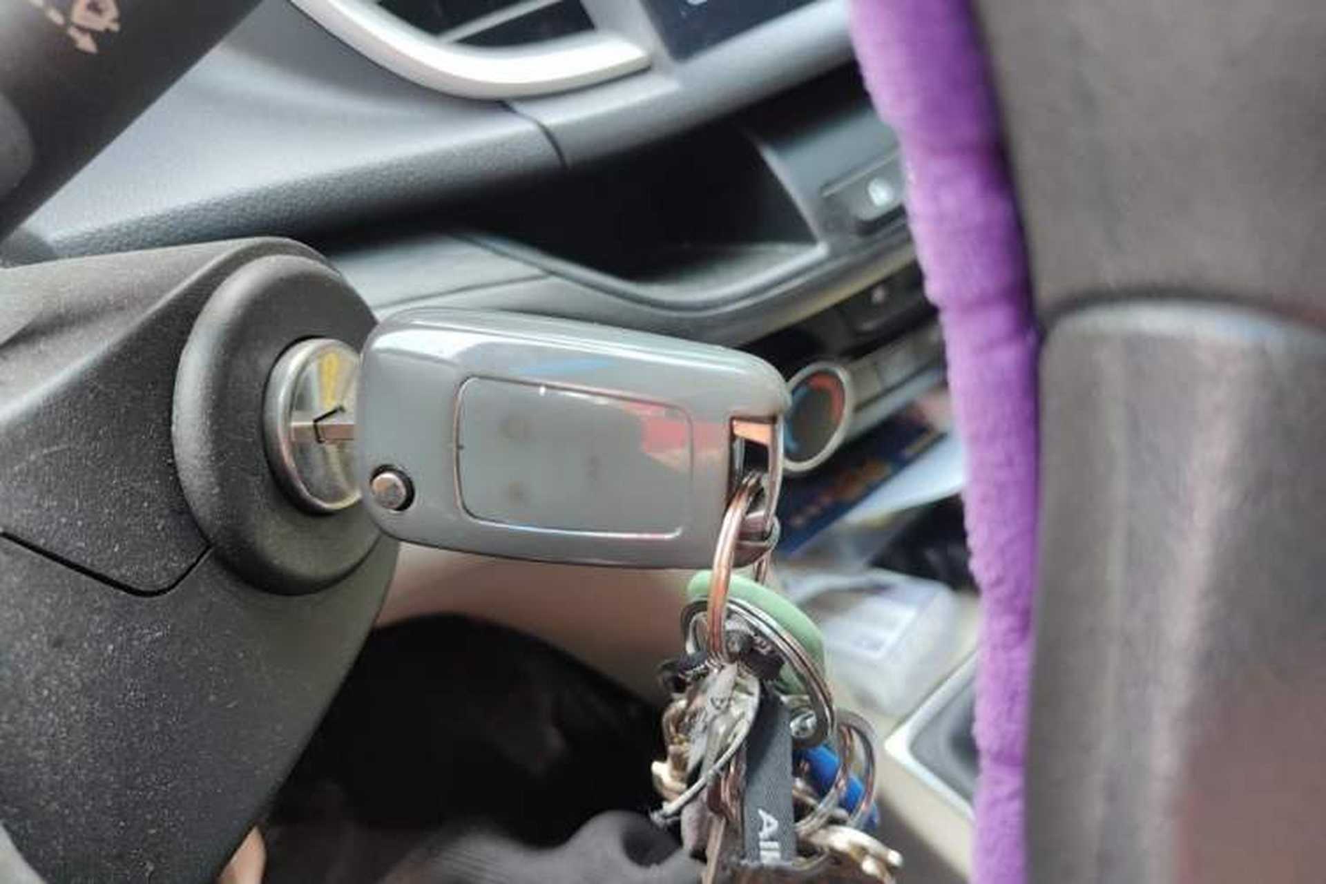 Used Buick GT 2017 15N Manual Elite Version Vehicle Key