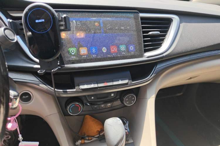 Used Buick GT 2017 15N Automatic Elite Version Audio And AC Panel