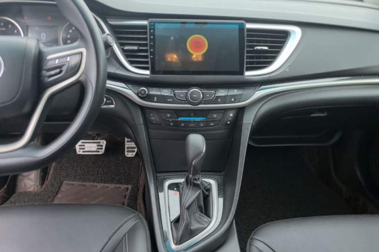 Used Buick GT 2017 15N Automatic Deluxe Edition Audio And AC Panel