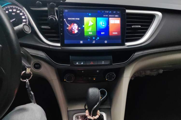 Used Buick GT 2017 15N Automatic Elite Version Audio And AC Panel