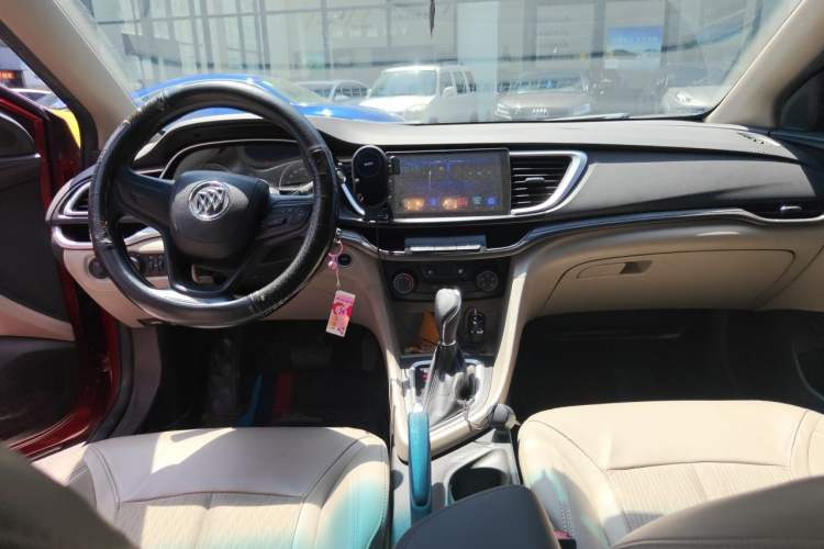 Used Buick GT 2017 15N Automatic Elite Version Center Console