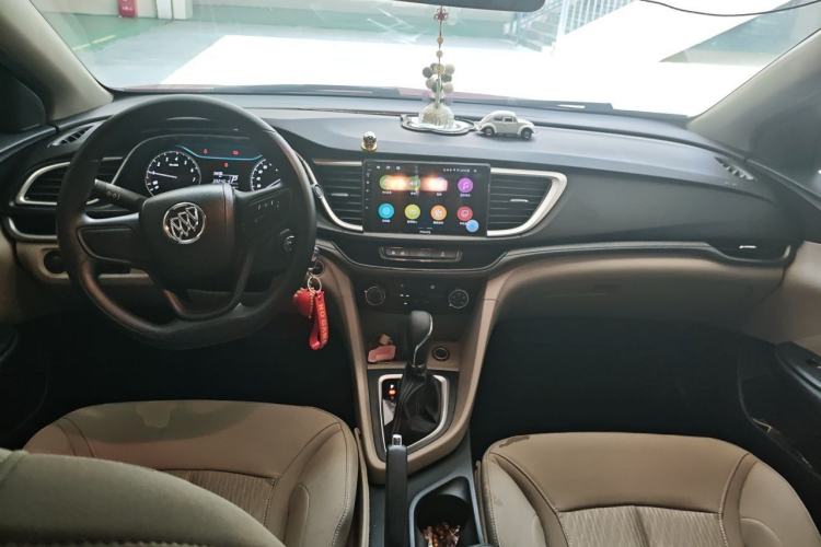 Used Buick GT 2017 15N Automatic Entry-Level Trim Center Console