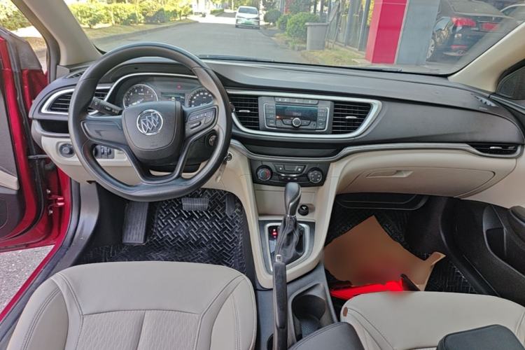 Used Buick GT 2017 15N Automatic Elite Version Center Console