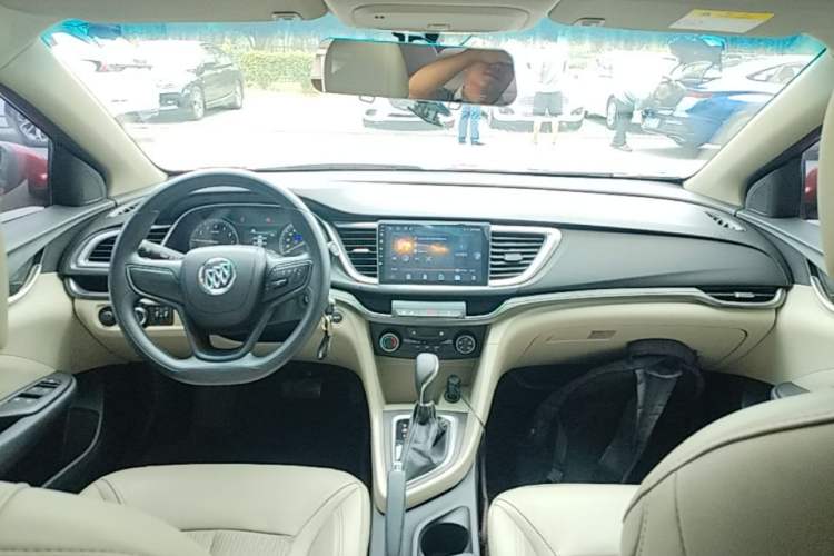 Used Buick GT 2017 15N Automatic Elite Version Center Console