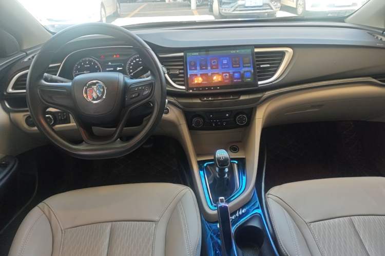 Used Buick GT 2017 15N Manual Elite Version Center Console