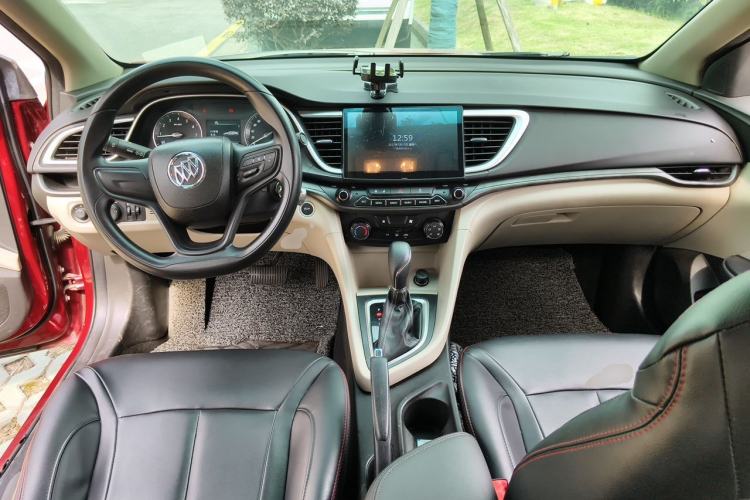 Used Buick GT 2017 15N Automatic Elite Version Center Console