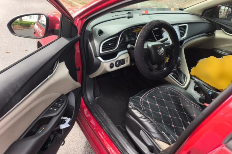 Used Buick GT 2017 15N Automatic Elite Version Driver Seat