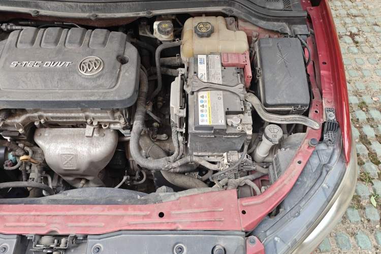 Used Buick GT 2017 15N Automatic Deluxe Edition Engine Bay Left