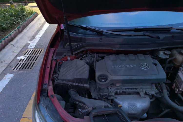 Used Buick GT 2017 15N Automatic Deluxe Edition Engine Bay Right