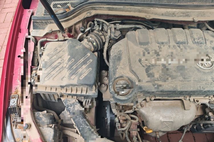 Used Buick GT 2017 15N Automatic Elite Version Engine Bay Right