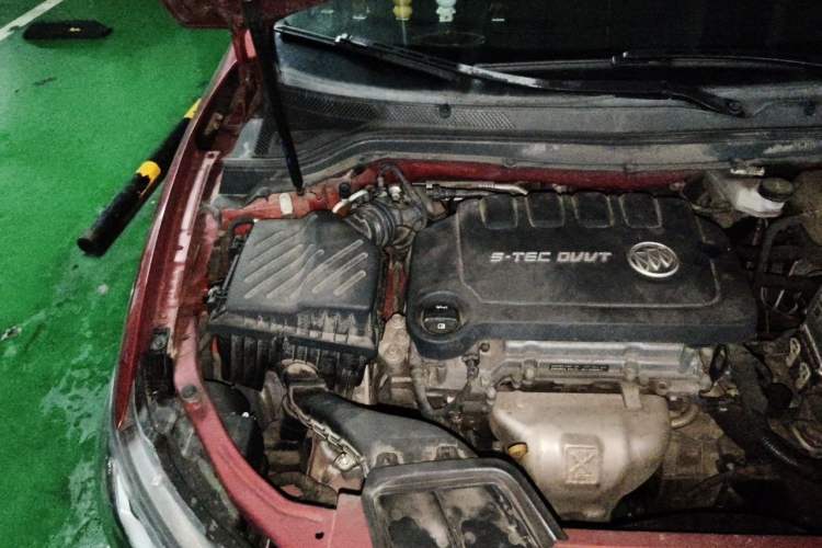 Used Buick GT 2017 15N Automatic Elite Version Engine Bay Right