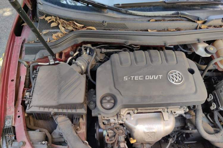Used Buick GT 2017 15N Automatic Entry-Level Trim Engine Bay Right
