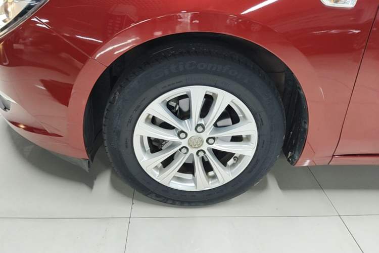 Used Buick GT 2017 15N Automatic Entry-Level Trim Exterior 4