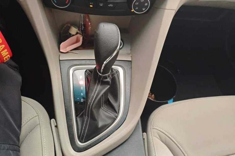 Used Buick GT 2017 15N Automatic Entry-Level Trim Gear Lever