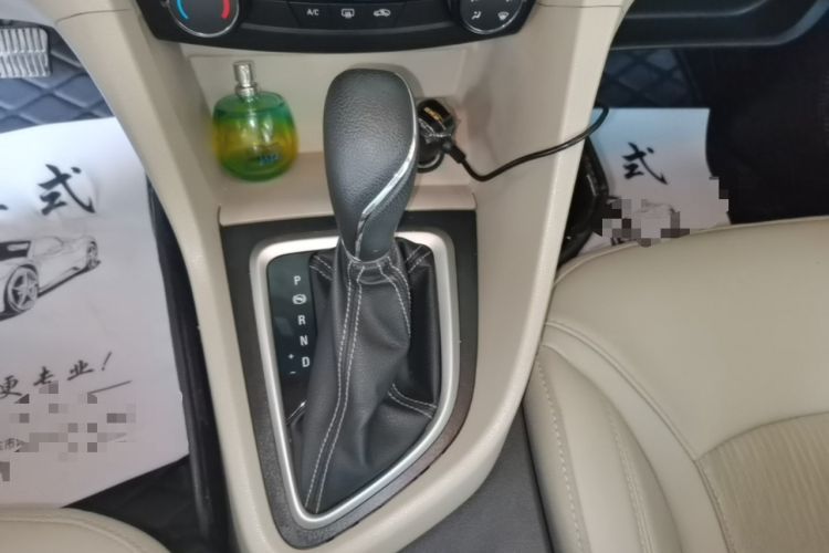 Used Buick GT 2017 15N Automatic Elite Version Gear Lever
