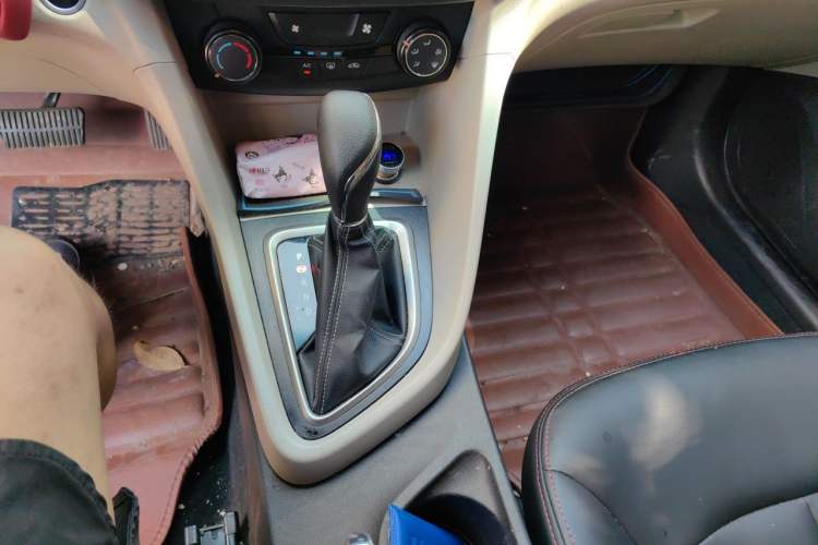 Used Buick GT 2017 15N Automatic Entry-Level Trim Gear Lever