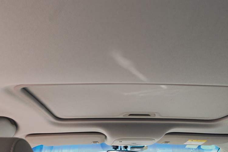 Used Buick GT 2017 15N Automatic Elite Version Headliner