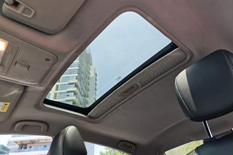 Used Buick GT 2017 15N Automatic Deluxe Edition Headliner
