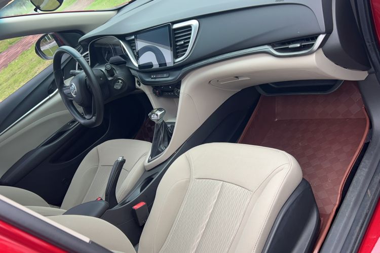 Used Buick GT 2017 15N Automatic Entry-Level Trim Interior 13