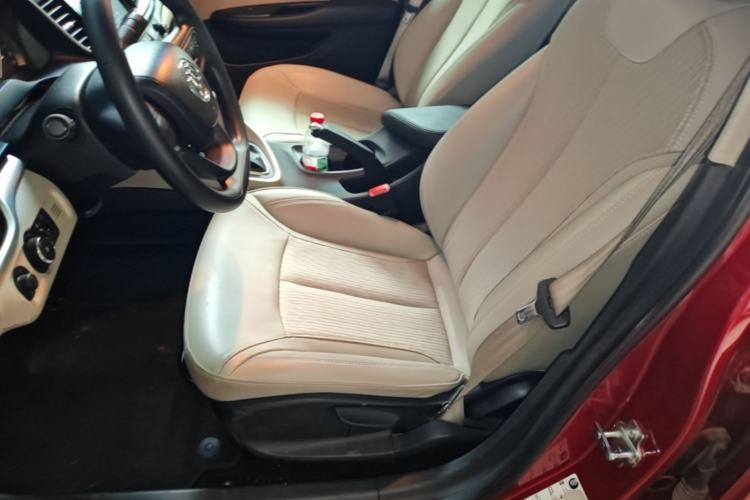 Used Buick GT 2017 15N Automatic Elite Version Left Front Seat