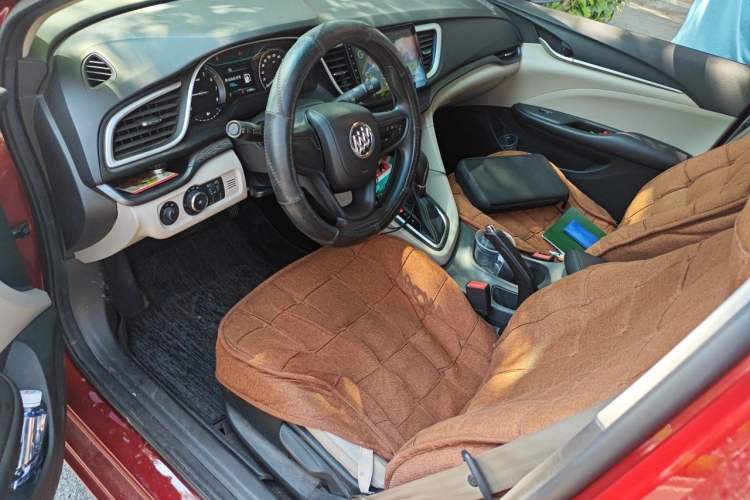 Used Buick GT 2017 15N Automatic Elite Version Left Front Seat