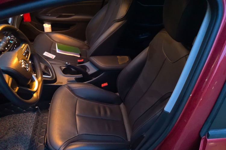 Used Buick GT 2017 15N Automatic Deluxe Edition Left Front Seat