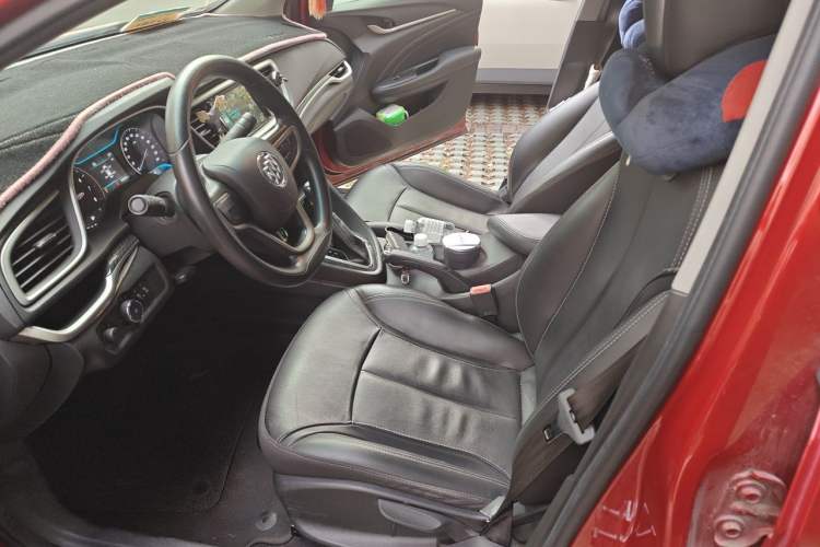 Used Buick GT 2017 15N Automatic Deluxe Edition Left Front Seat