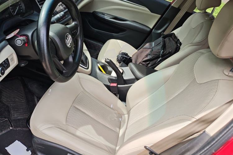 Used Buick GT 2017 15N Automatic Elite Version Left Front Seat
