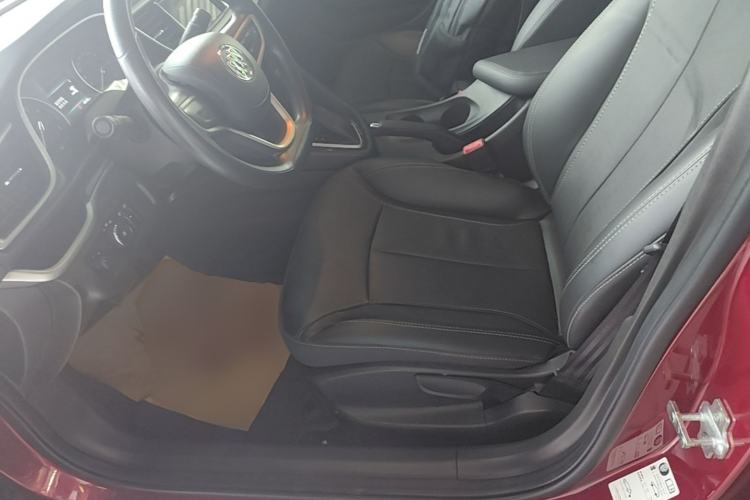 Used Buick GT 2017 15N Automatic Deluxe Edition Left Front Seat