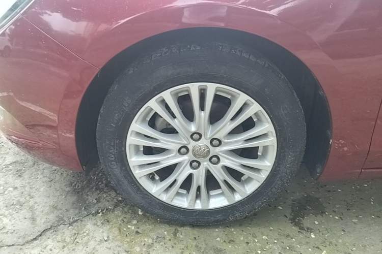 Used Buick GT 2017 15N Automatic Elite Version Left Front Wheel Hub