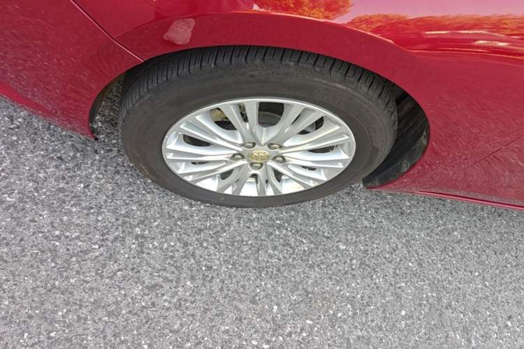 Used Buick GT 2017 15N Automatic Elite Version Left Front Wheel Hub