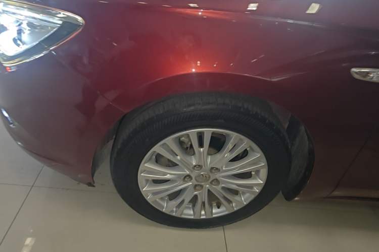 Used Buick GT 2017 15N Automatic Elite Version Left Front Wheel Hub