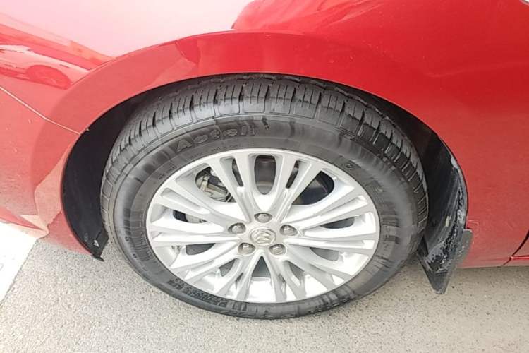 Used Buick GT 2017 15N Automatic Elite Version Left Front Wheel Hub