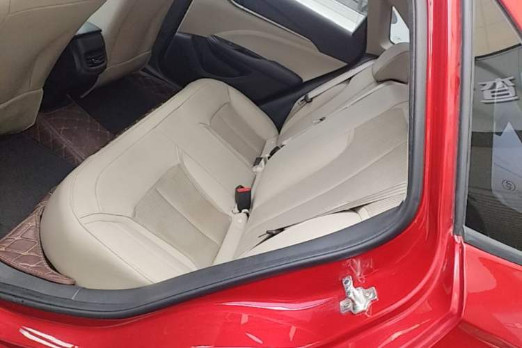 Used Buick GT 2017 15N Automatic Elite Version Left Rear Seat