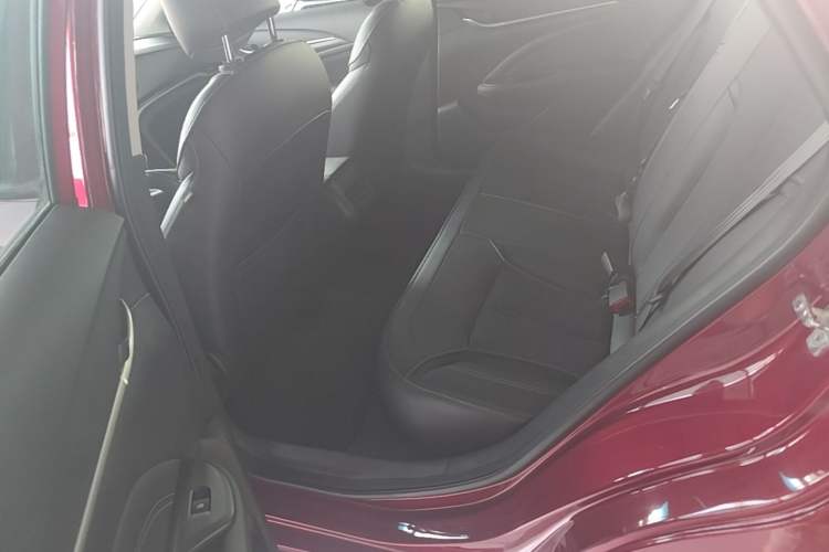 Used Buick GT 2017 15N Automatic Deluxe Edition Left Rear Seat