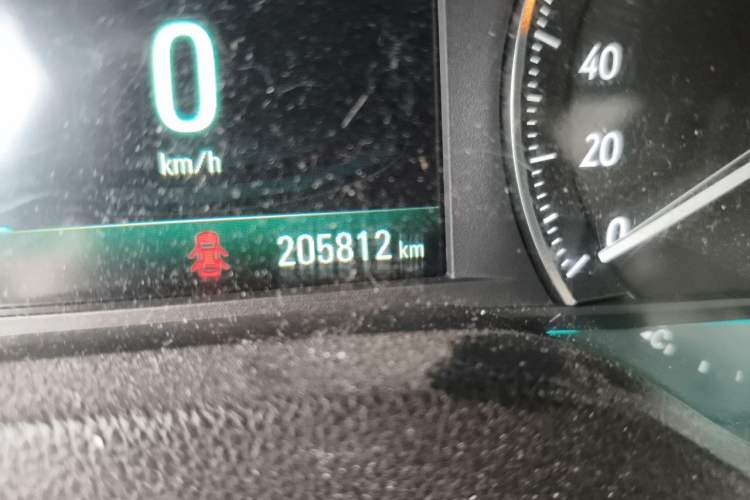 Used Buick GT 2017 15N Manual Elite Version Odometer Close Up